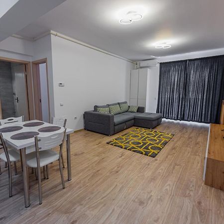 Moonlight Sky Mamaia Apartment Extérieur photo