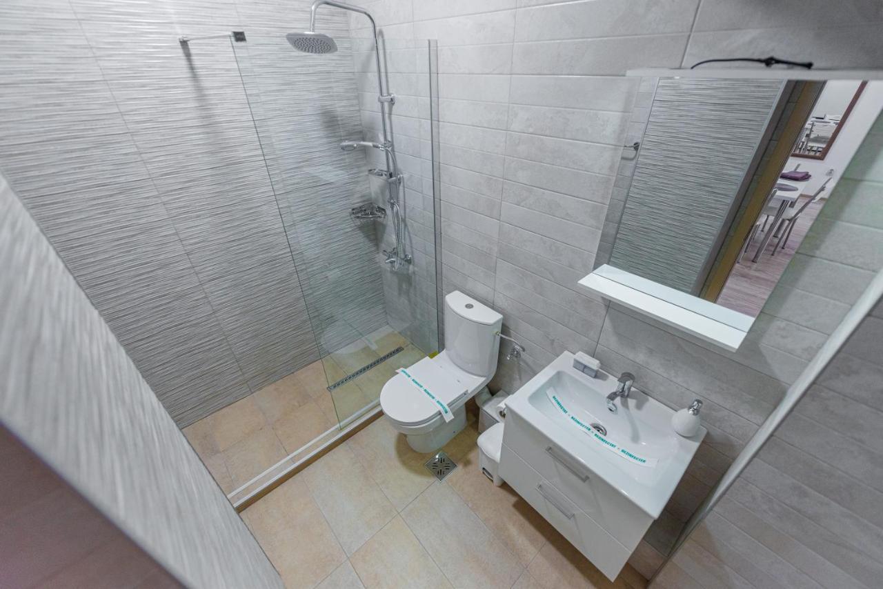 Moonlight Sky Mamaia Apartment Extérieur photo