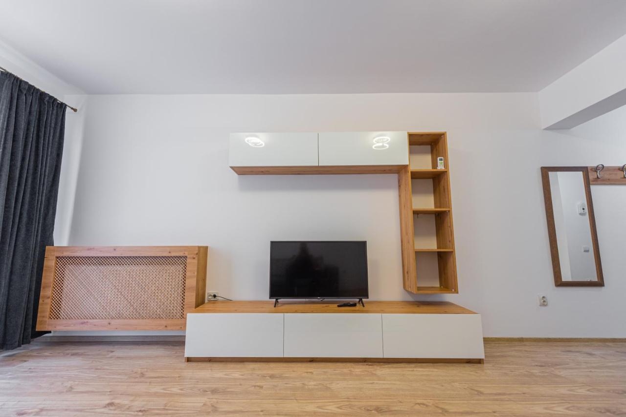 Moonlight Sky Mamaia Apartment Extérieur photo